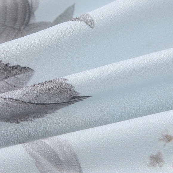 ✨ SALE Open Back Off Shoulder Boho Floral Romper - Picture 6 of 7